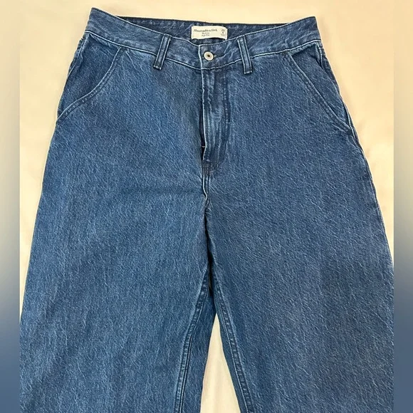 Abercrombie & Fitch The Loose High Rise Dark Blue Denim Jeans, Size 28/6 - Picture 2 of 4